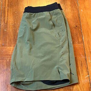 Ten Thousand Interval Short (Lined) - 7 Inch, Large, Pine